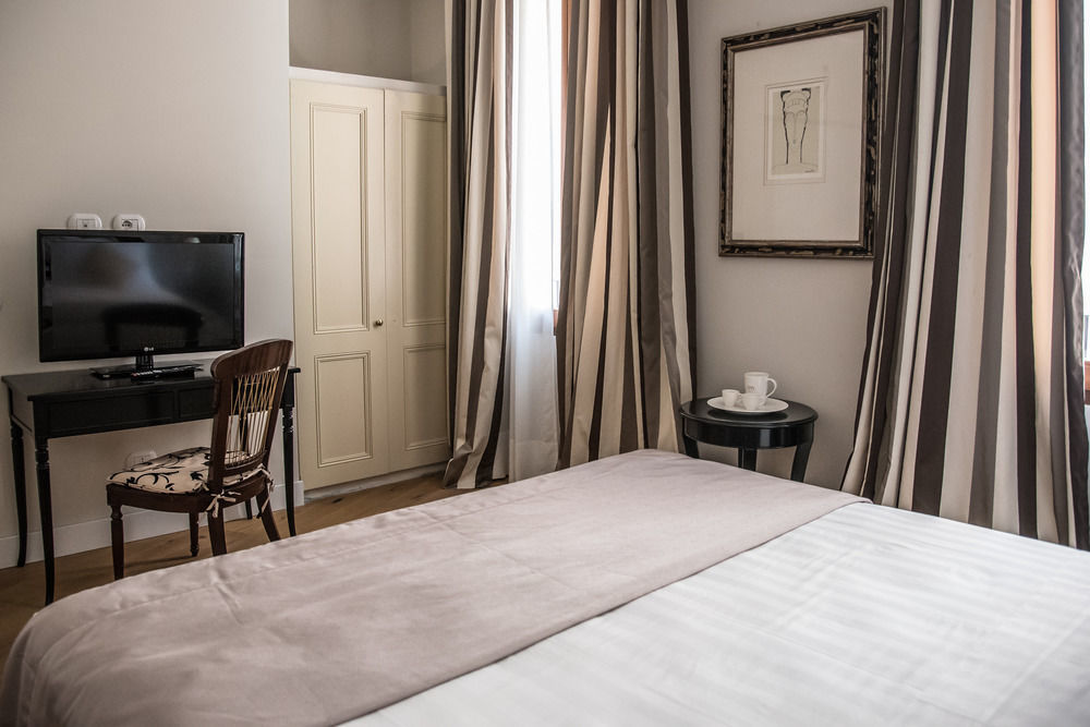 Hotel Monte Cenci Rom Eksteriør billede